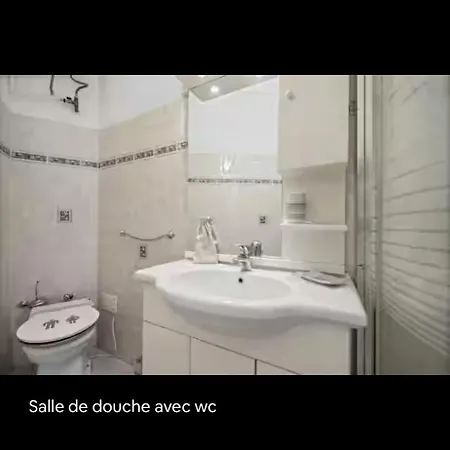 Apartment 3 Bd Carnot